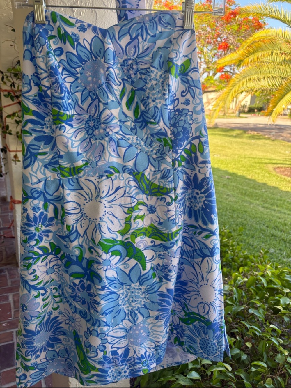 Lilly Pulitzer Blue, White & Green skort with belt not attached - Picture 4 of 15